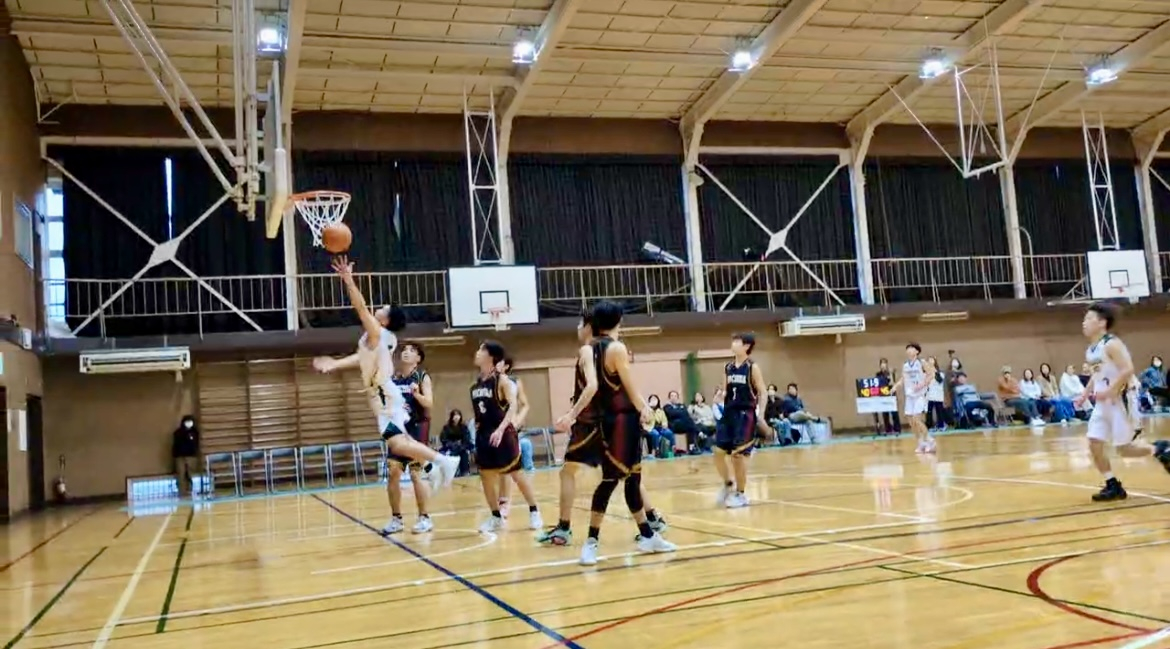 r70416 boysbasketball
